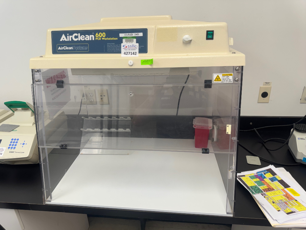 Image of AirClean 600 PCR Workstation